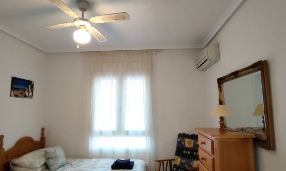 Resale - Apartment - Orihuela Costa - Villamartin