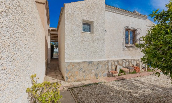 Resale - Villa - Torrevieja - La siesta