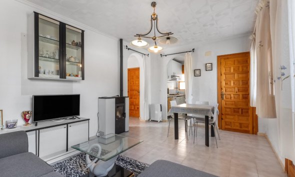 Resale - Villa - Torrevieja - La siesta