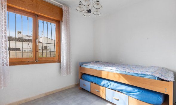 Resale - Villa - Torrevieja - La siesta