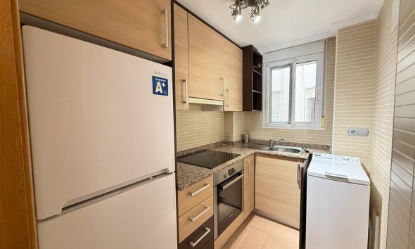 Resale - Apartment - Torrevieja - Playa del cura