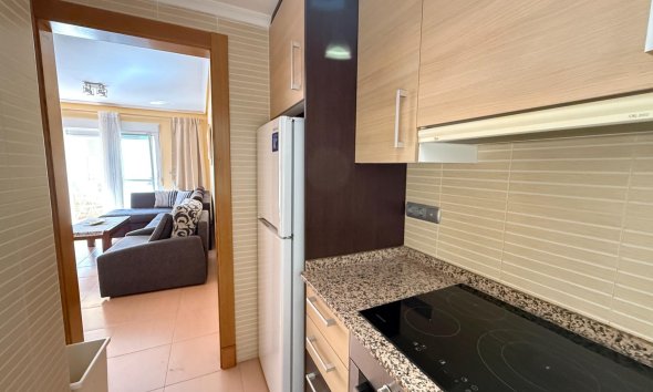 Resale - Apartment - Torrevieja - Playa del cura