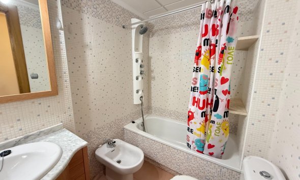 Resale - Apartment - Torrevieja - Playa del cura