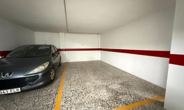 Resale - Apartment - Torrevieja - Playa del cura