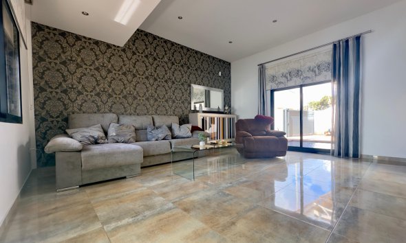 Resale - Villa - Pilar de la Horadada - Torre de la Horadada