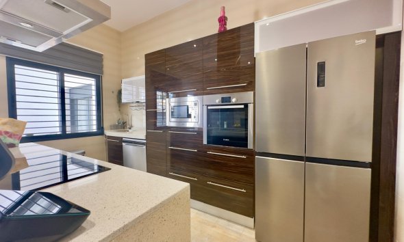 Resale - Villa - Pilar de la Horadada - Torre de la Horadada