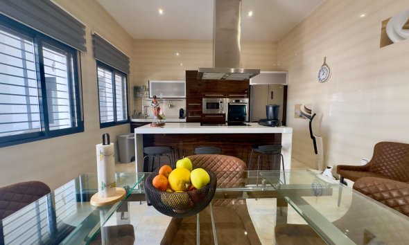 Resale - Villa - Pilar de la Horadada - Torre de la Horadada