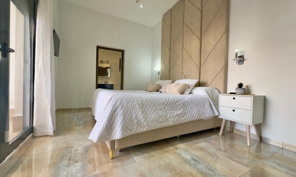 Resale - Villa - Pilar de la Horadada - Torre de la Horadada