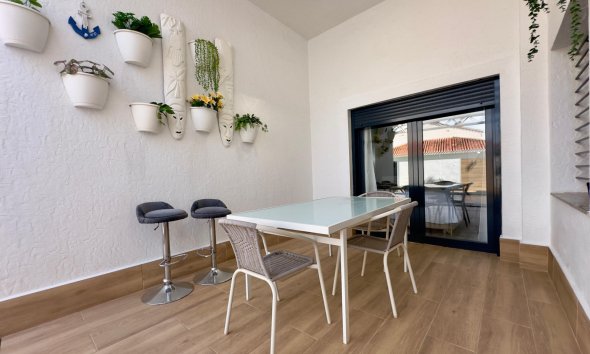 Resale - Villa - Pilar de la Horadada - Torre de la Horadada