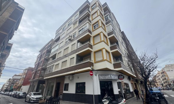 Resale - Apartment - Torrevieja - Muelle Pesquero