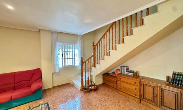 Resale - Villa - Torrevieja - Los Balcones - Los Altos del Edén