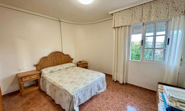 Resale - Villa - Torrevieja - Los Balcones - Los Altos del Edén