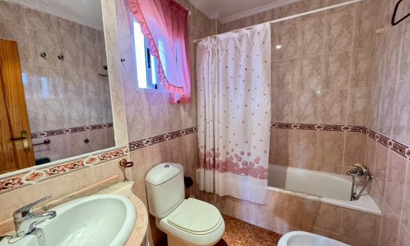 Resale - Villa - Torrevieja - Los Balcones - Los Altos del Edén