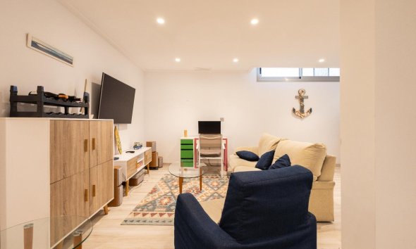 Resale - Villa - Orihuela Costa - Pau 26