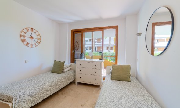Resale - Apartment - Punta Prima
