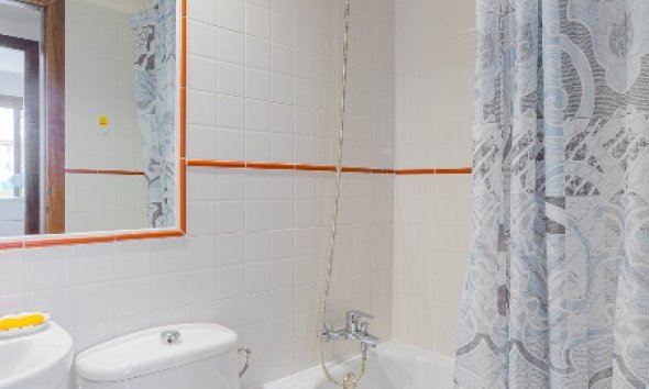 Resale - Apartment - Punta Prima