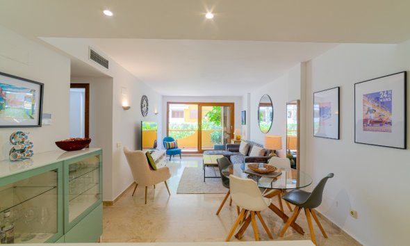 Resale - Apartment - Punta Prima