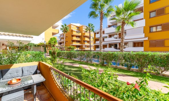 Resale - Apartment - Punta Prima