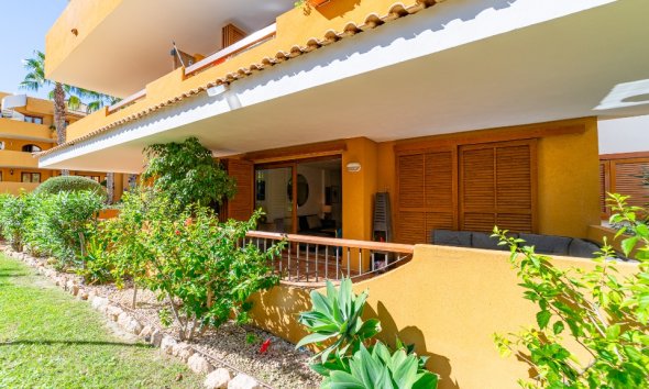 Resale - Apartment - Punta Prima