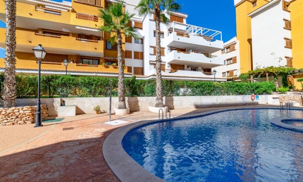 Resale - Apartment - Punta Prima