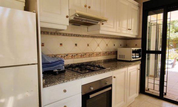 Resale - Apartment - CAMPOAMOR GOLF