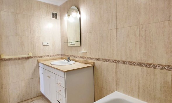 Resale - Apartment - CAMPOAMOR GOLF