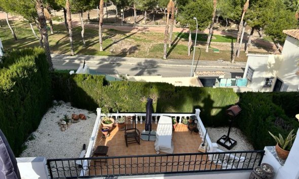 Resale - Terraced house / Townhouse - Orihuela Costa - Villamartin