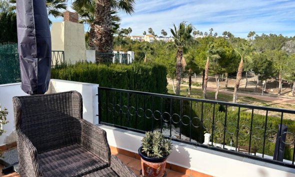 Resale - Terraced house / Townhouse - Orihuela Costa - Villamartin