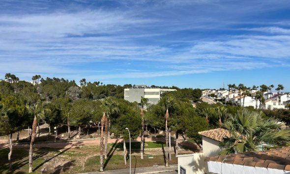 Resale - Terraced house / Townhouse - Orihuela Costa - Villamartin