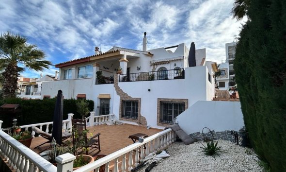 Resale - Terraced house / Townhouse - Orihuela Costa - Villamartin