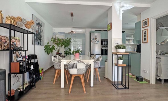 Resale - Terraced house / Townhouse - Orihuela Costa - Villamartín