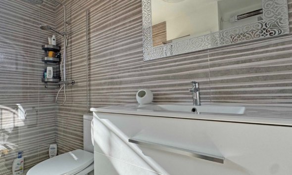 Resale - Terraced house / Townhouse - Orihuela Costa - Villamartín