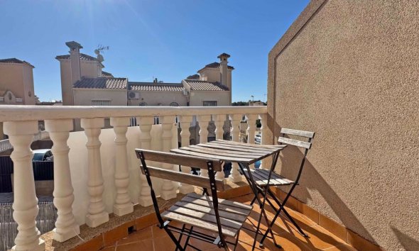 Resale - Terraced house / Townhouse - Orihuela Costa - Villamartín