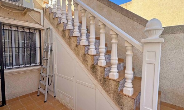 Resale - Terraced house / Townhouse - Orihuela Costa - Villamartín