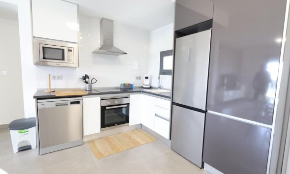 Resale - Bungalow - Pilar de la Horadada - Zona Pueblo