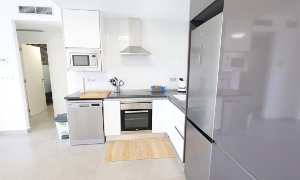 Resale - Bungalow - Pilar de la Horadada - Zona Pueblo