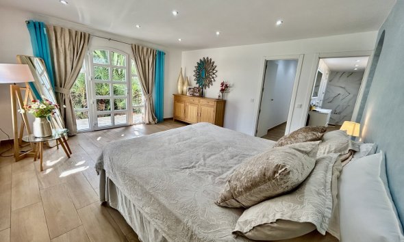 Resale - Villa - Orihuela Costa - Cabo Roig