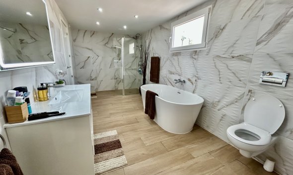 Resale - Villa - Orihuela Costa - Cabo Roig