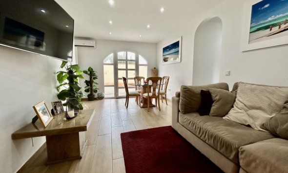 Resale - Villa - Orihuela Costa - Cabo Roig