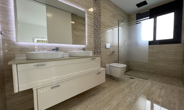 Resale - Villa - San Miguel de Salinas - Costa Blanca