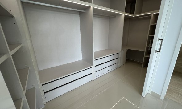 Resale - Villa - San Miguel de Salinas - Costa Blanca