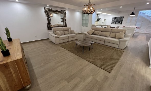 Resale - Villa - San Miguel de Salinas - Costa Blanca