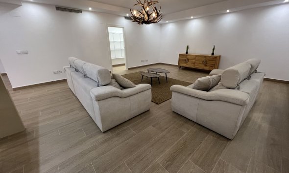 Resale - Villa - San Miguel de Salinas - Costa Blanca