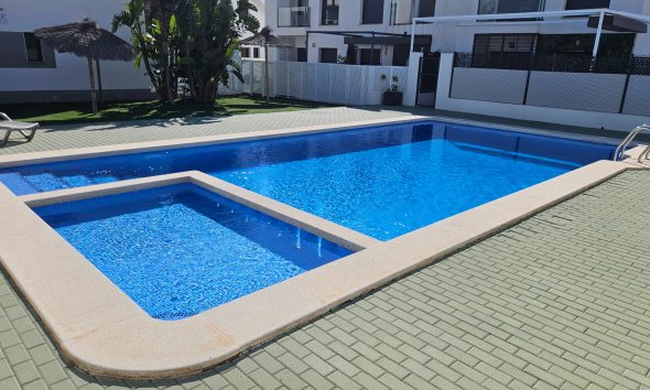 Resale - Apartment - Pilar de la Horadada - Costa Blanca