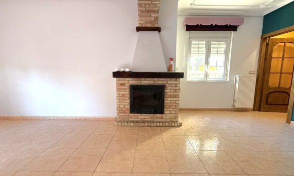 Resale - Villa - Pilar de la Horadada - Costa Blanca