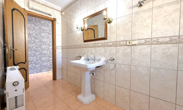 Resale - Villa - Pilar de la Horadada - Costa Blanca