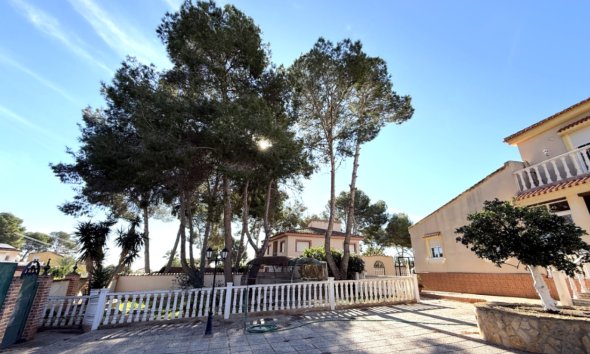 Resale - Villa - Pilar de la Horadada - Costa Blanca