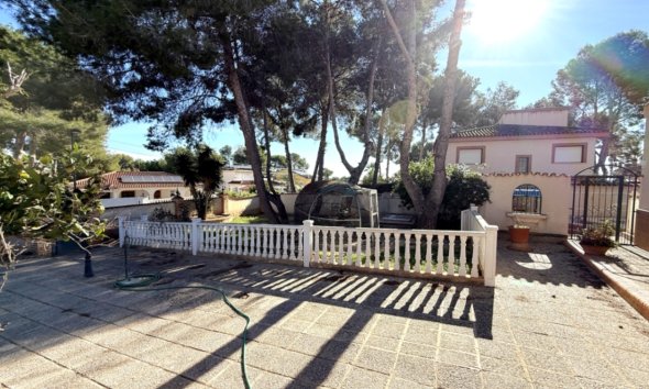 Resale - Villa - Pilar de la Horadada - Costa Blanca
