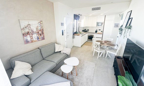 Resale - Apartment - Torrevieja - Los Balcones