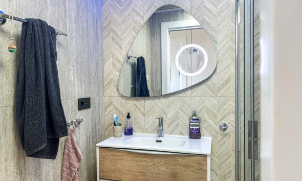 Resale - Apartment - Torrevieja - Los Balcones